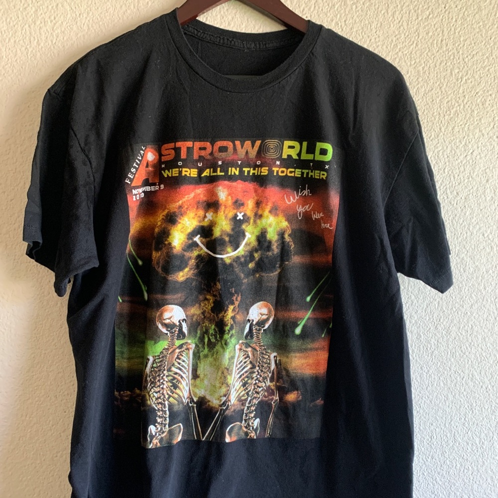 Travis Scott, Astroworld festival tee